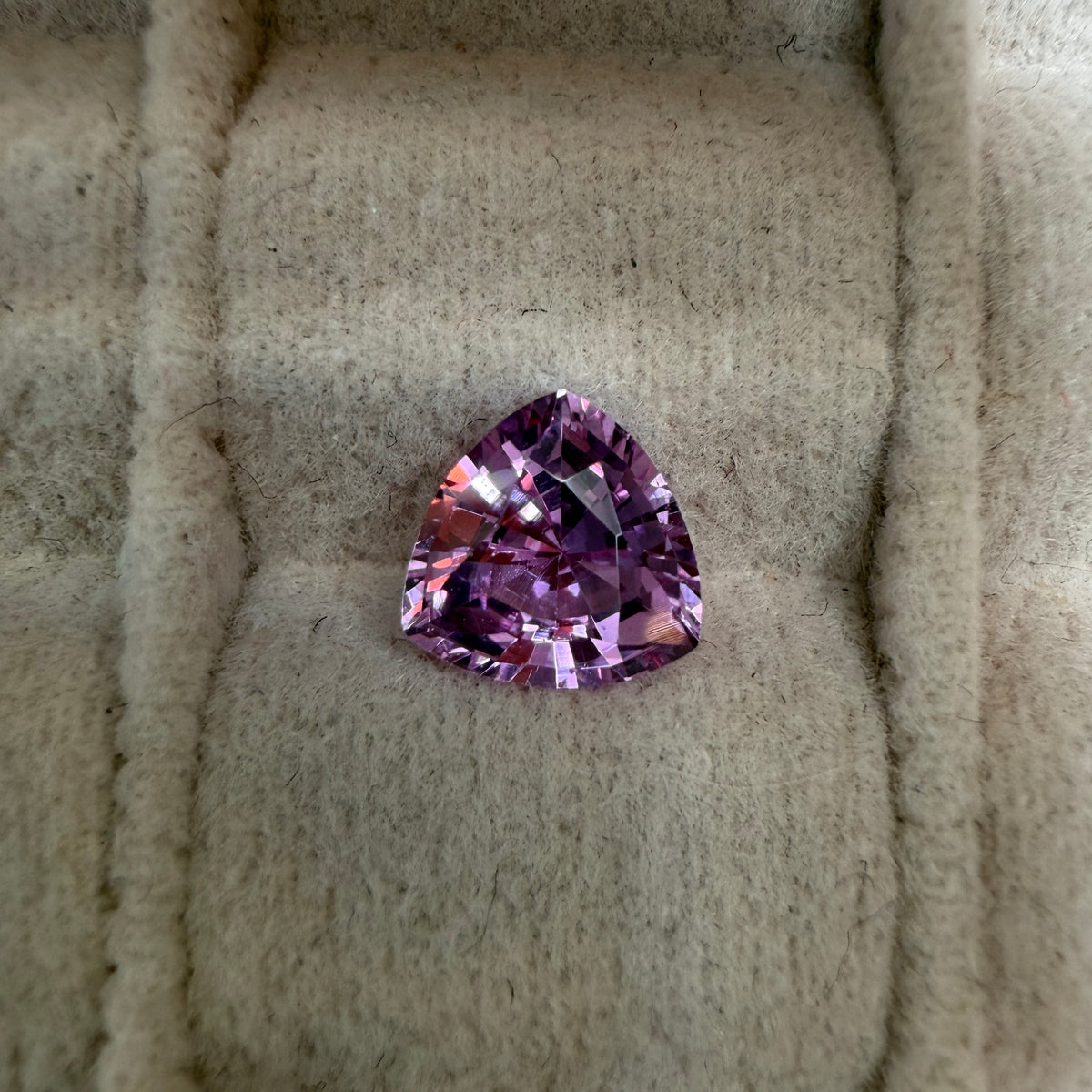0.86ct Sapphire