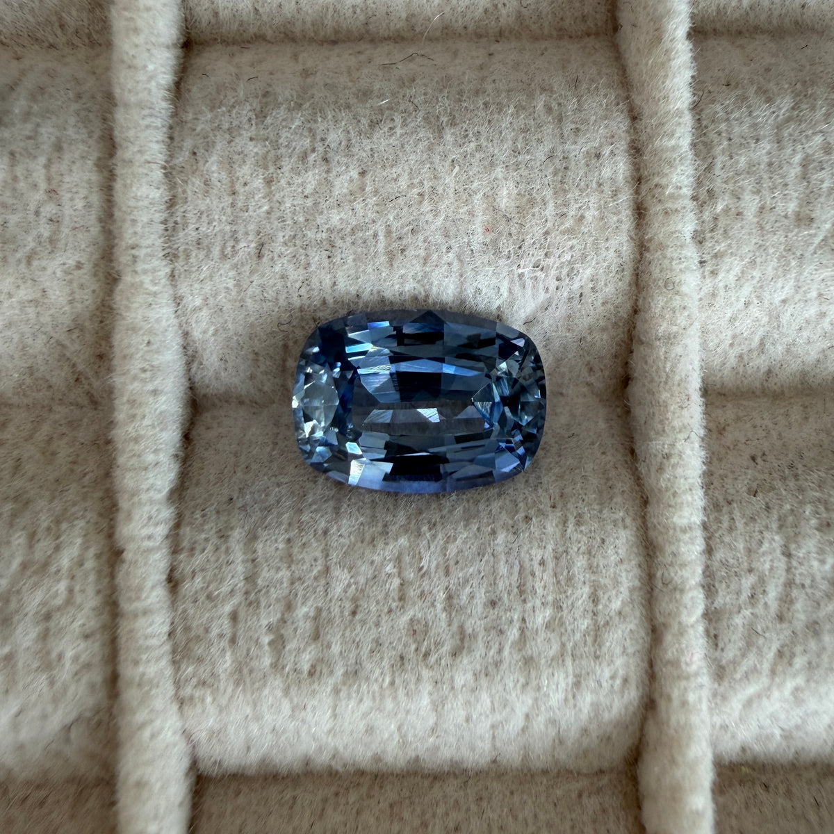 1.46ct  Sapphire